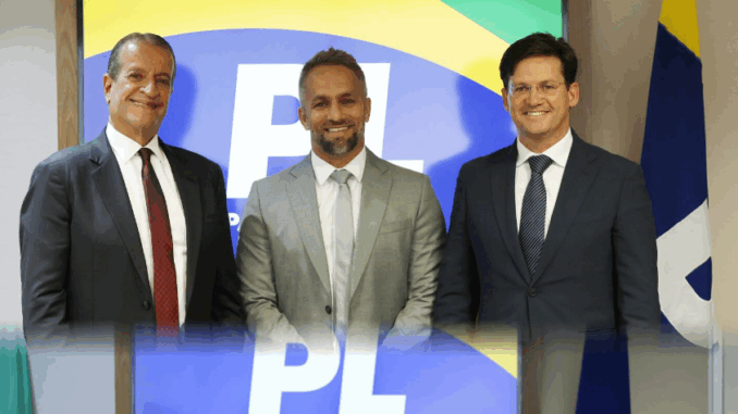 Flávio Matos se filia ao PL e busca vaga no Congresso Federal