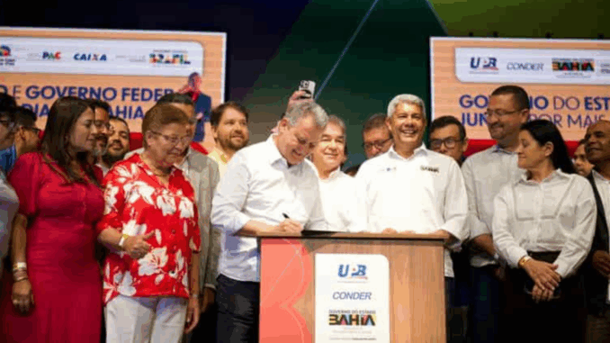 Rui Costa e Jerônimo Rodrigues anunciam 3.008 novas casas na Bahia Ministro Rui Costa e governador Jerônimo Rodrigues durante assinatura de autorização para novas unidades do Minha Casa, Minha Vida na Bahia.